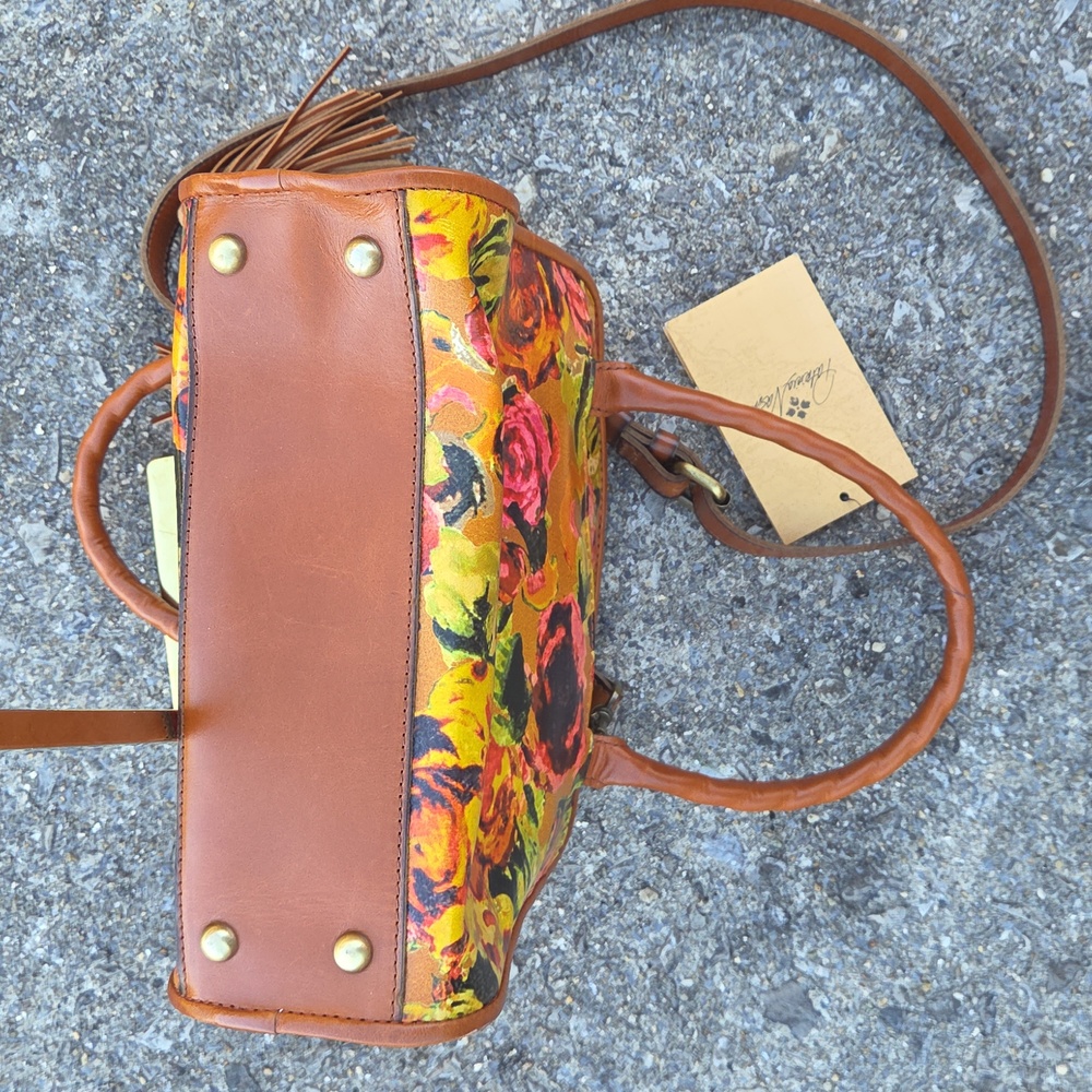 Patricia Nash Paris Summer Roses Leather Crossbody Satchel $199 Retail. NWT - Picture 8 of 17